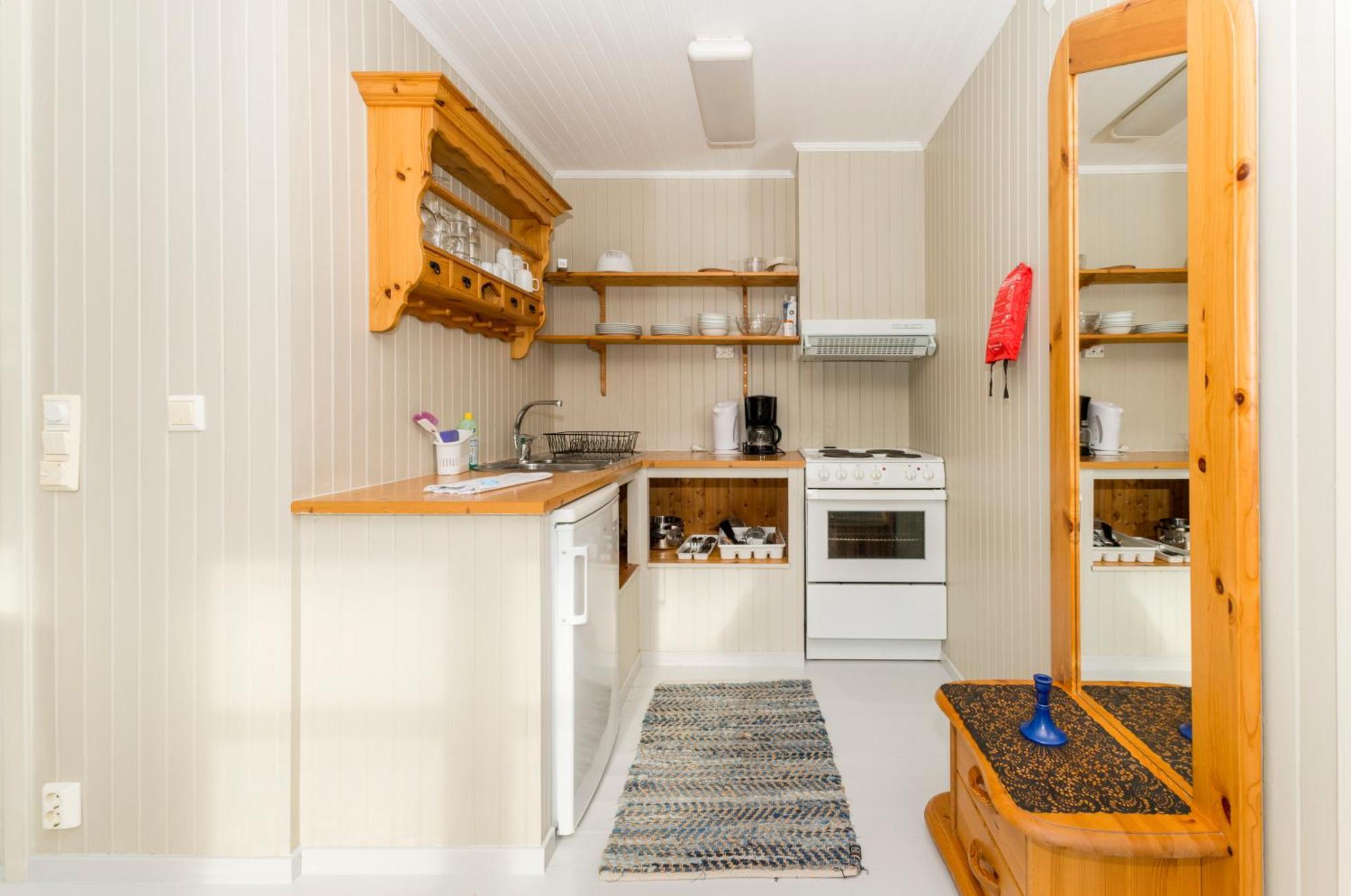 Ferienwohnung Tyskhella Rorbuer Kabelvåg Exterior foto