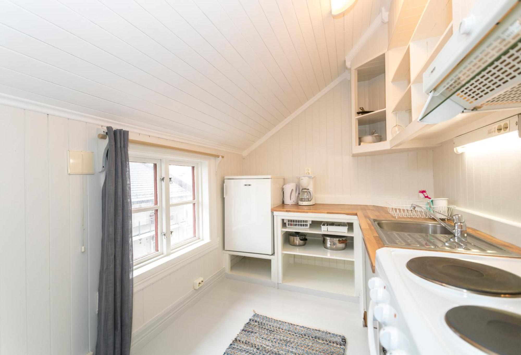 Ferienwohnung Tyskhella Rorbuer Kabelvåg Exterior foto